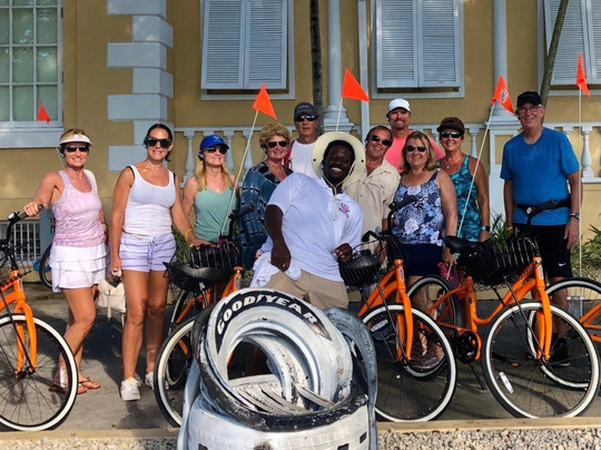 Dilly Dally Bike Tours-拿骚必去景点