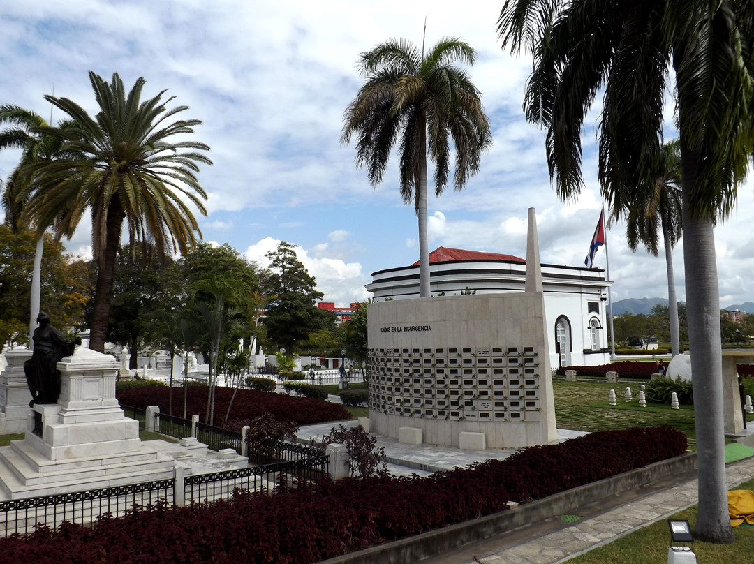 Santa Ifigenia Cemetery景点图片