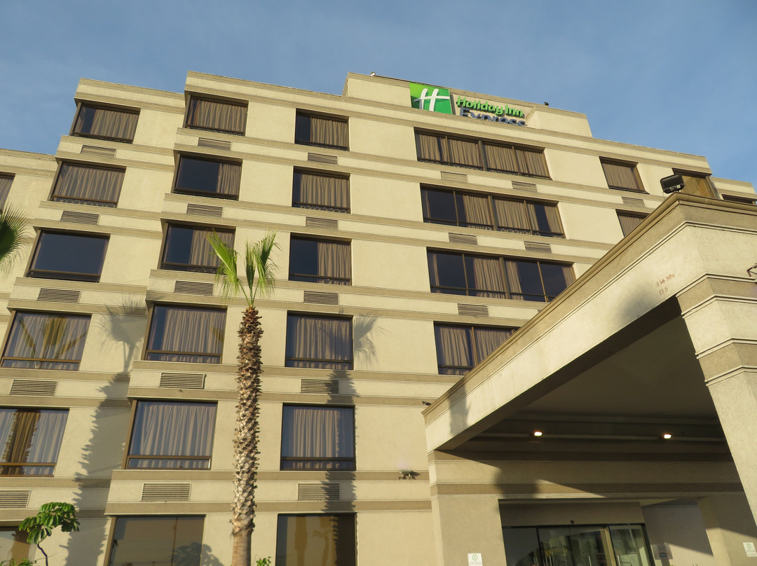 伊基克智选假日酒店主图