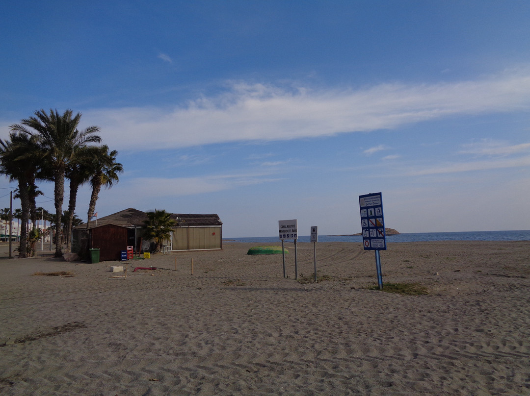 Playa Los Barquicos景点图片