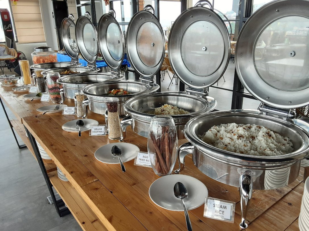 The City Hotel主图