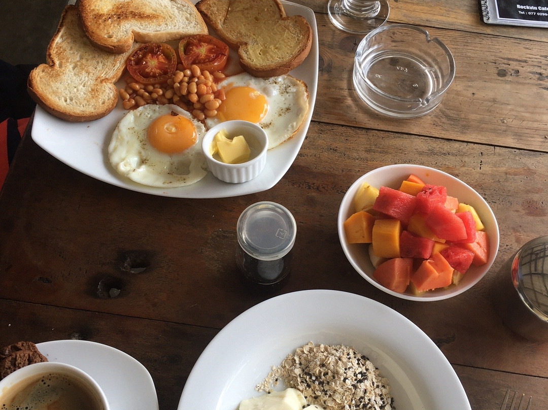 RockVin Cafe and Surfer's Inn主图