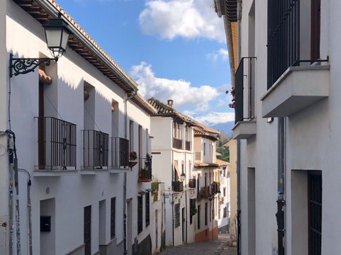 格兰维亚比波住宿主图