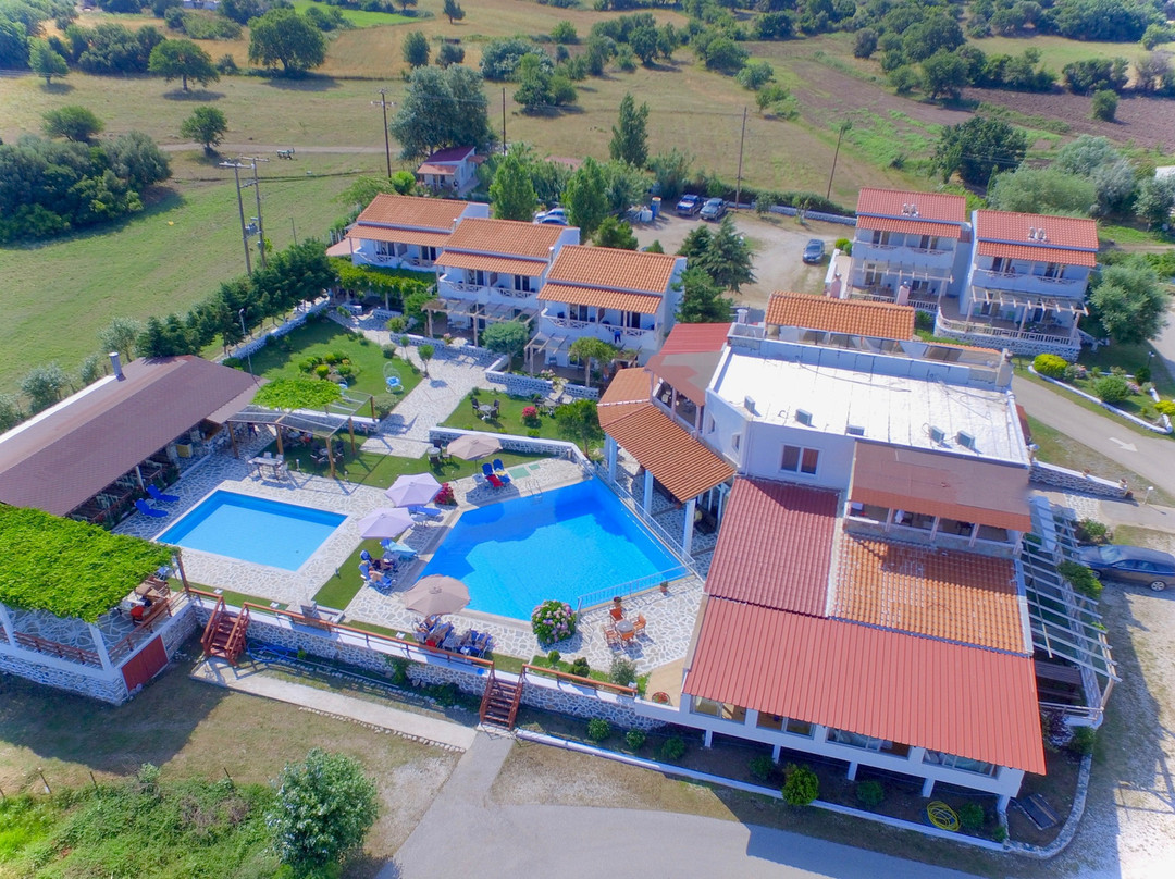 萨摩瑟拉奇田园酒店主图