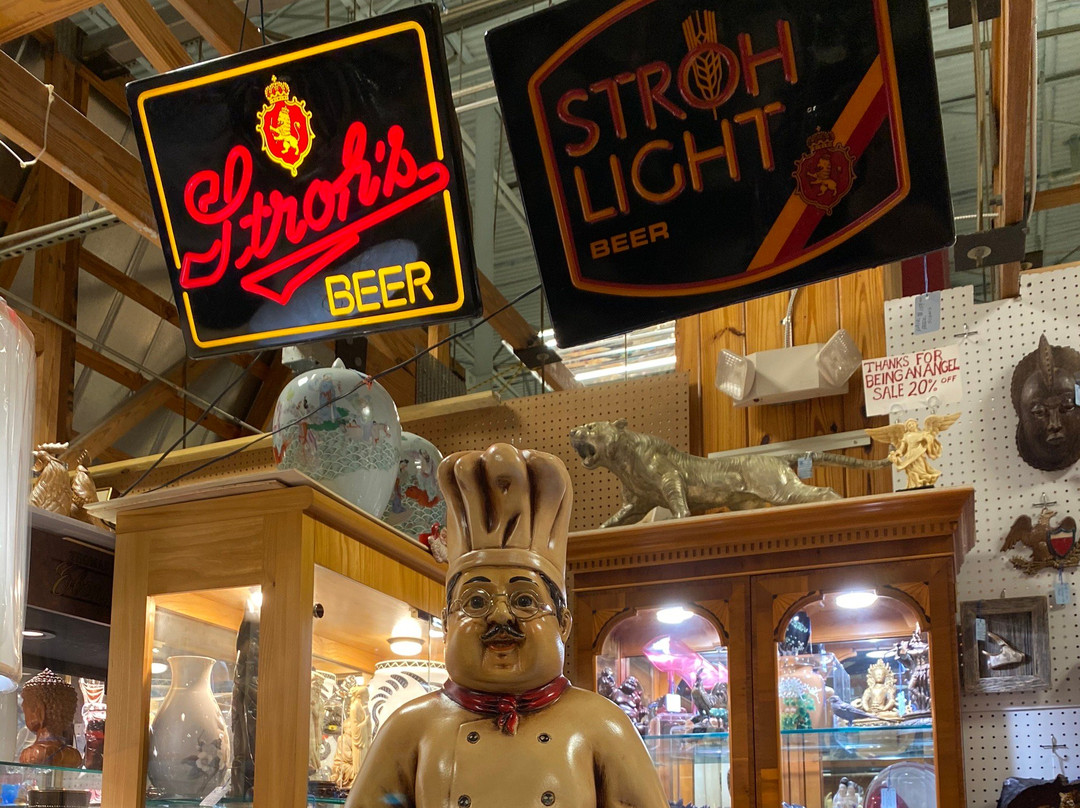 Hillsboro Antique Mall-庞帕诺比奇必去景点