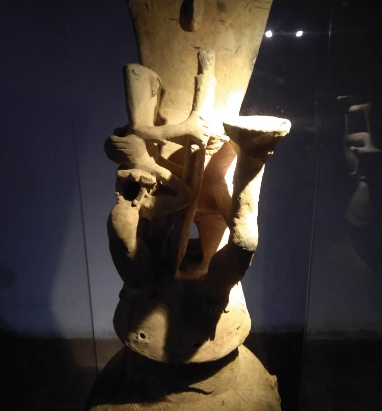 Museo de Arte Colonial y Religioso La Merced-卡利必去景点