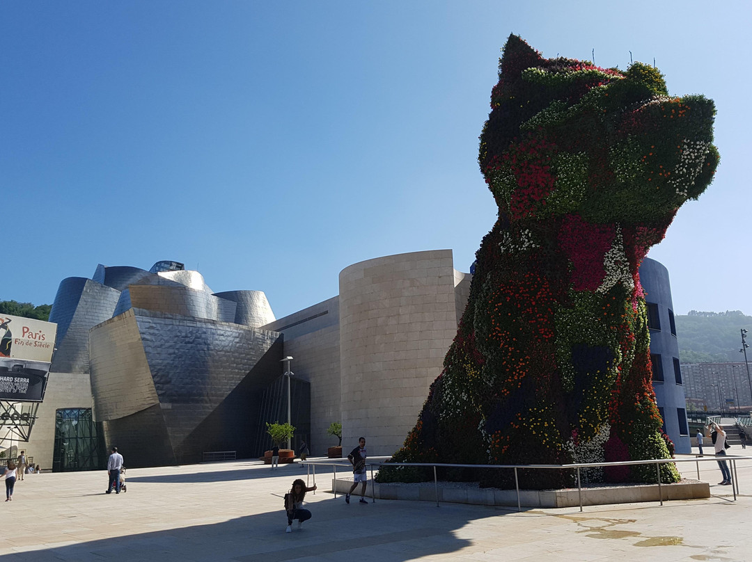 Bilbao Retro Tours-毕尔巴鄂必去景点