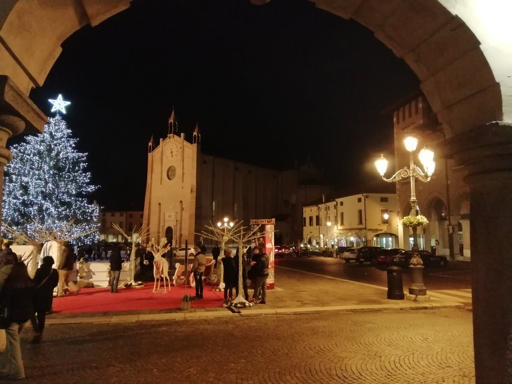 Piazza Maggiore-Montagnana必去景点