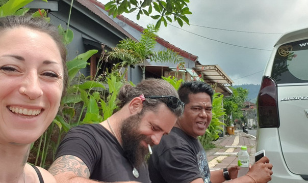 Lovina Taxi Bali-新加拉惹必去景点