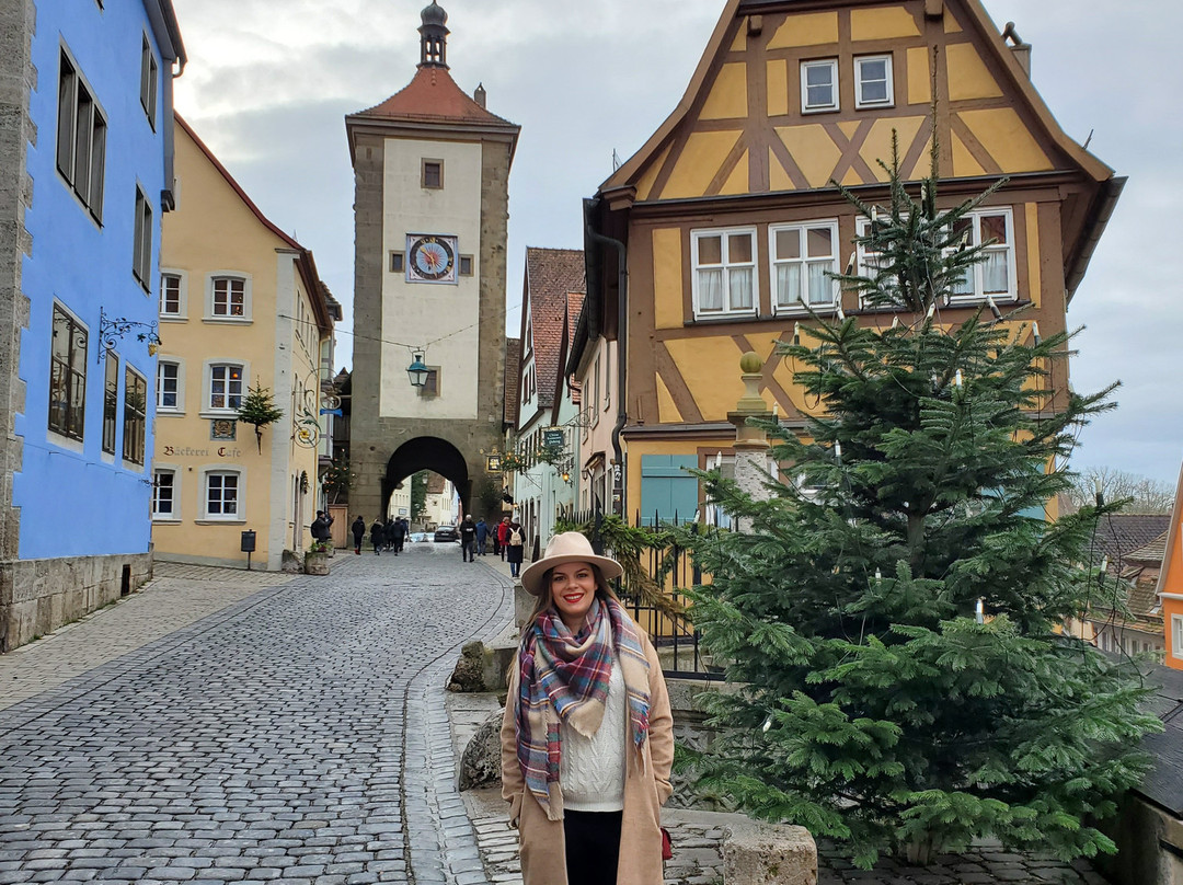 希伯斯图姆酒店主图