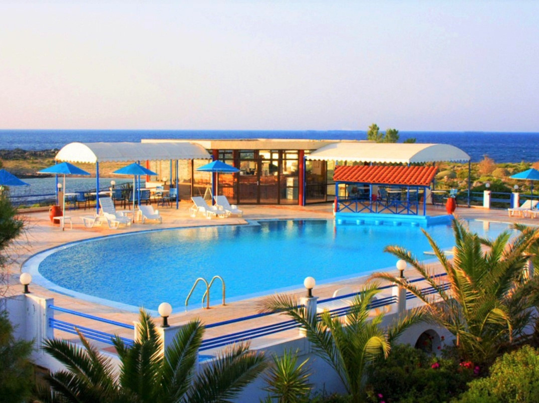 佐巴斯海滩村庄酒店主图