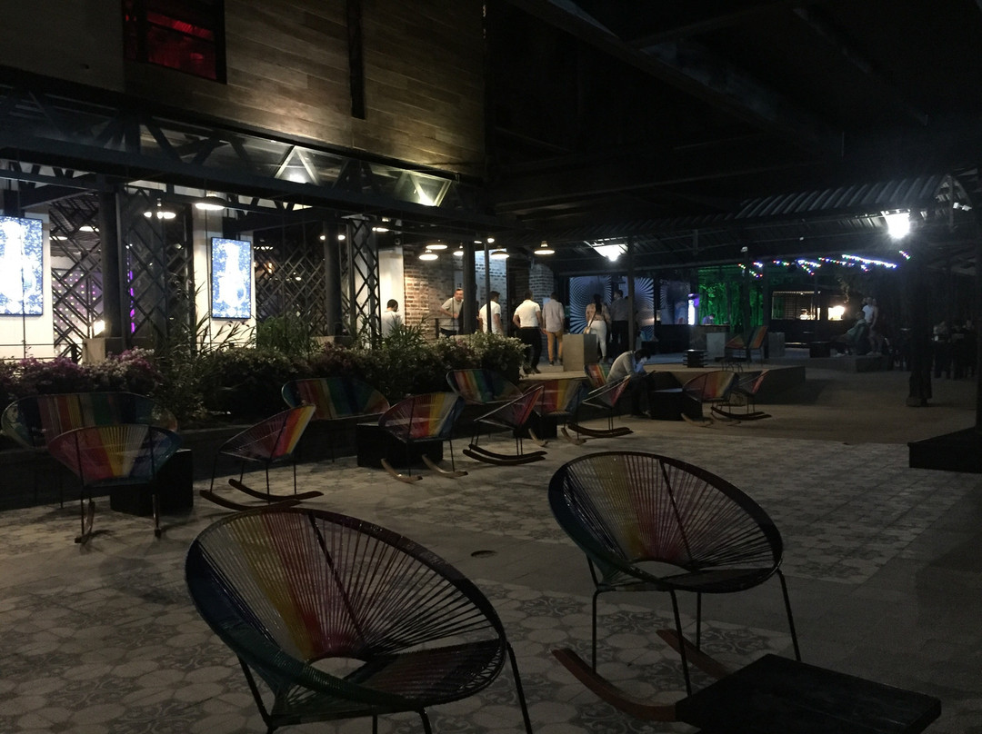 Discoteca Los Capachos-比亚维森西奥必去景点