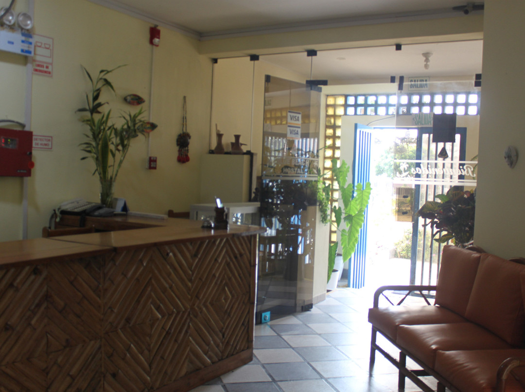 Blue Beach Hostal主图