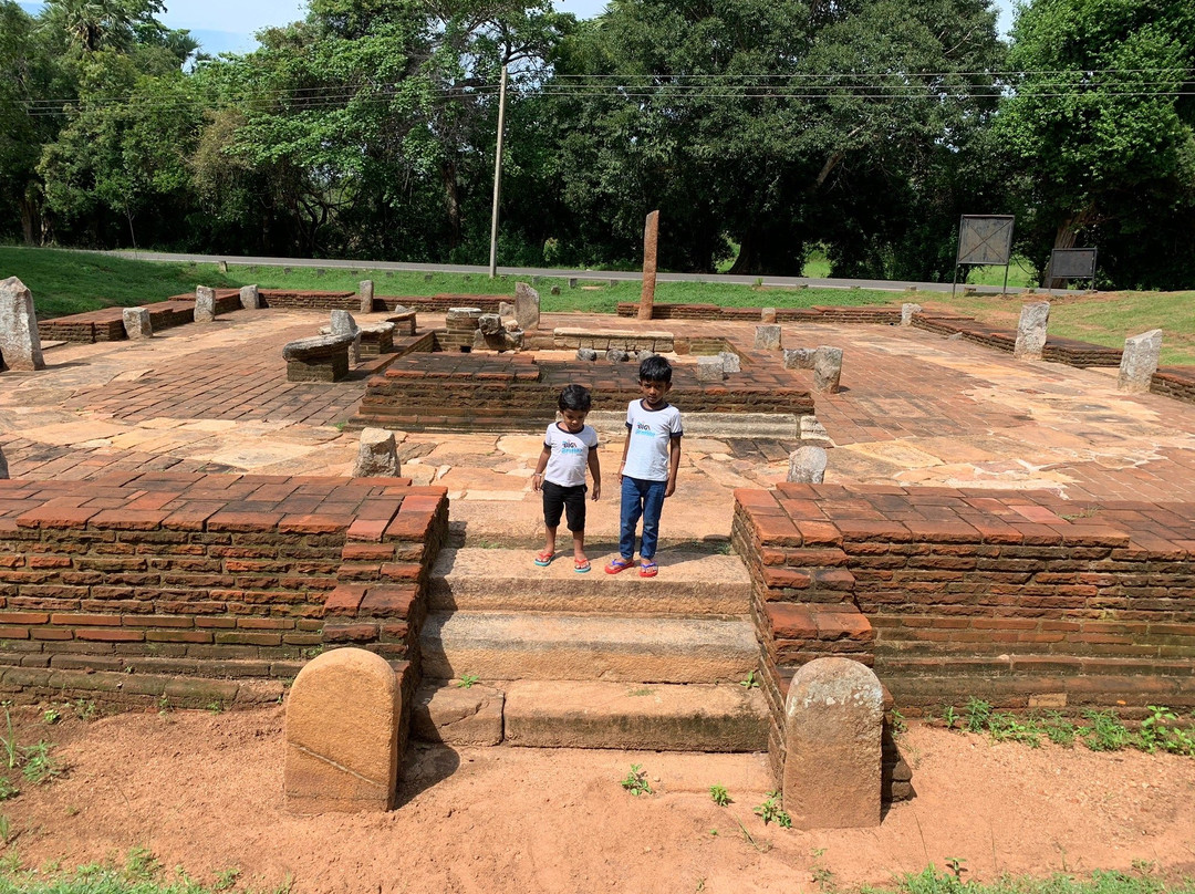 Vessagiri-阿努拉德普勒圣城必去景点
