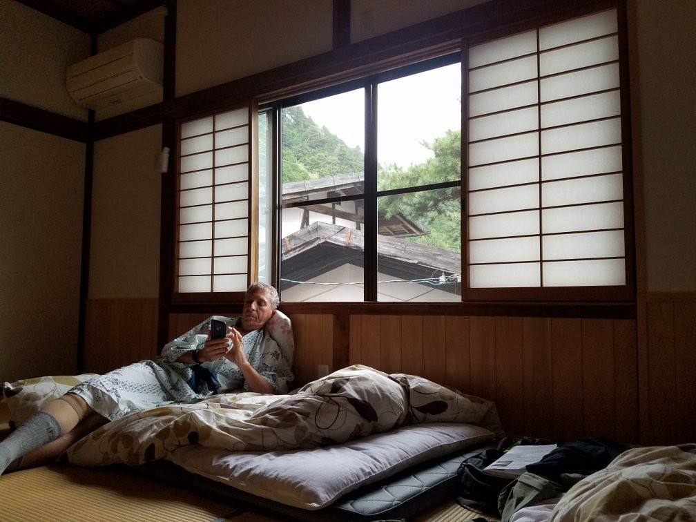 西摩萨酒店主图