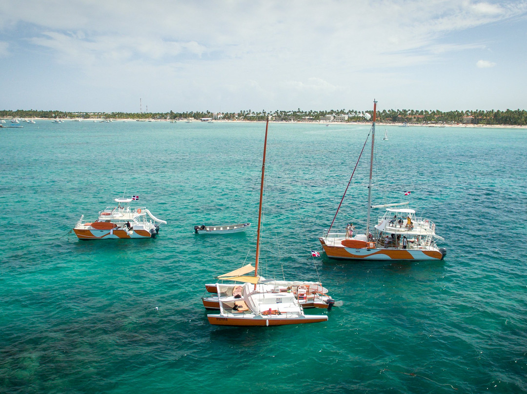 Happy Fish Catamarans-蓬塔卡纳必去景点