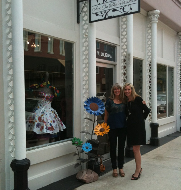 Art On The Veranda-麦金尼必去景点