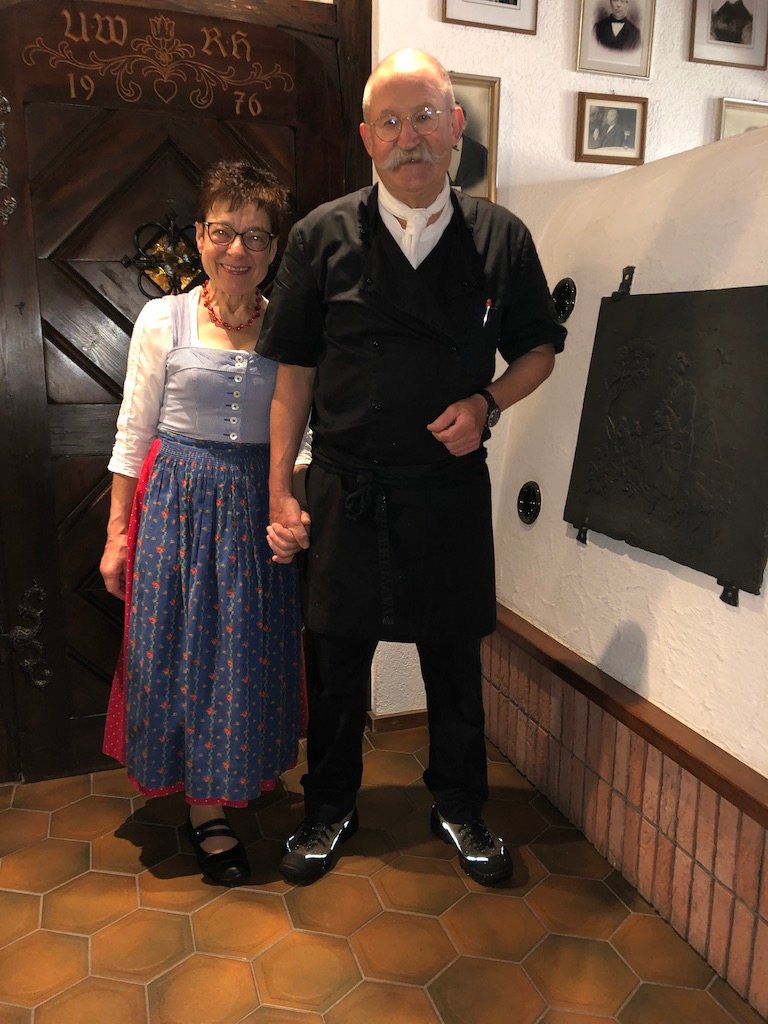 Hotel Gasthof Zum Weyssen Rossle-餐饮