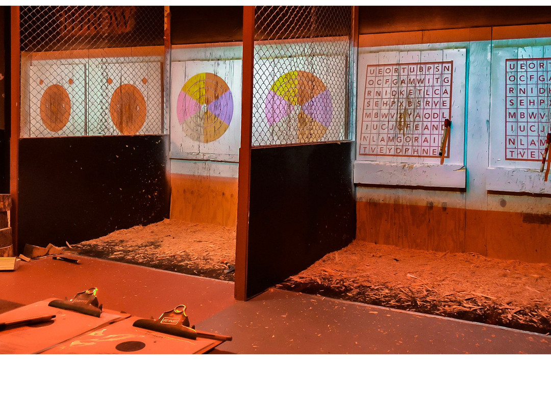 Allison Park旅游景点-Throw