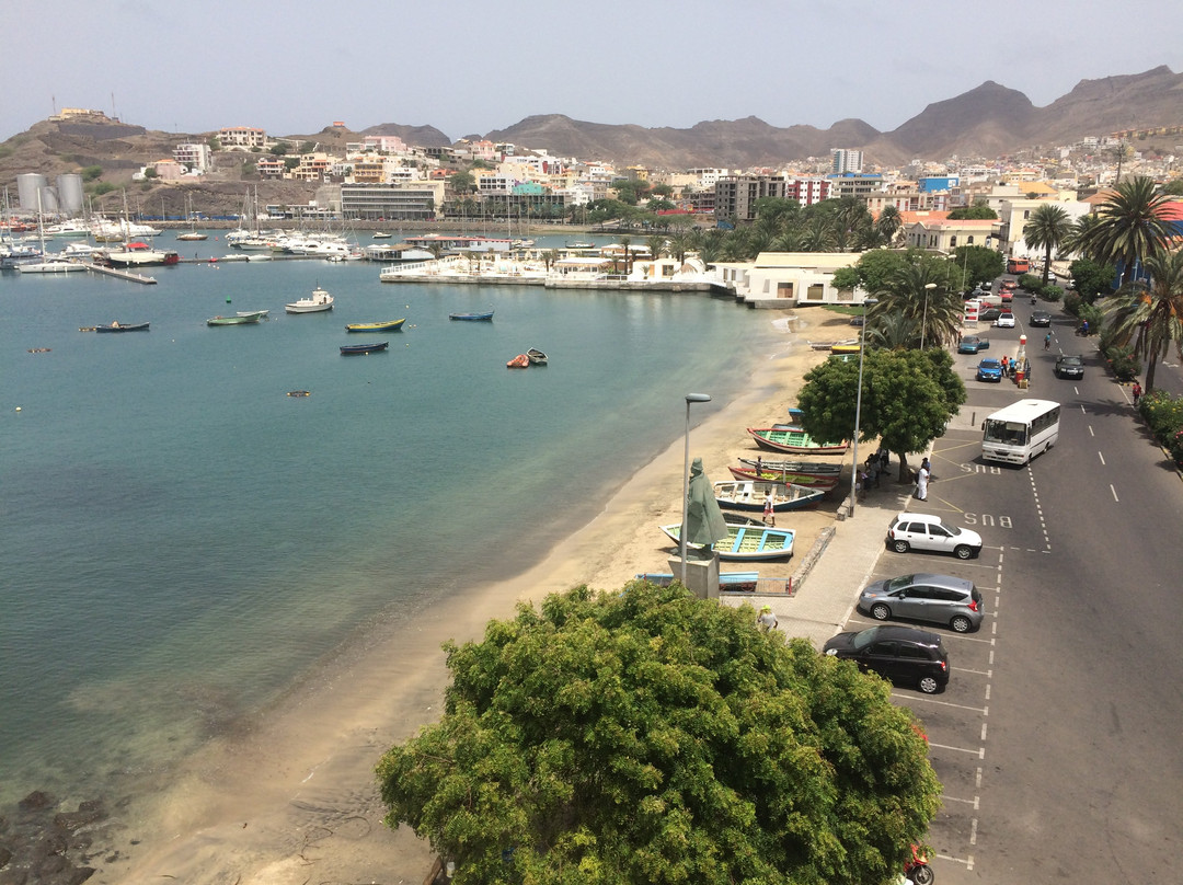 Bronzestatue Diogo Alfonso-明德卢必去景点