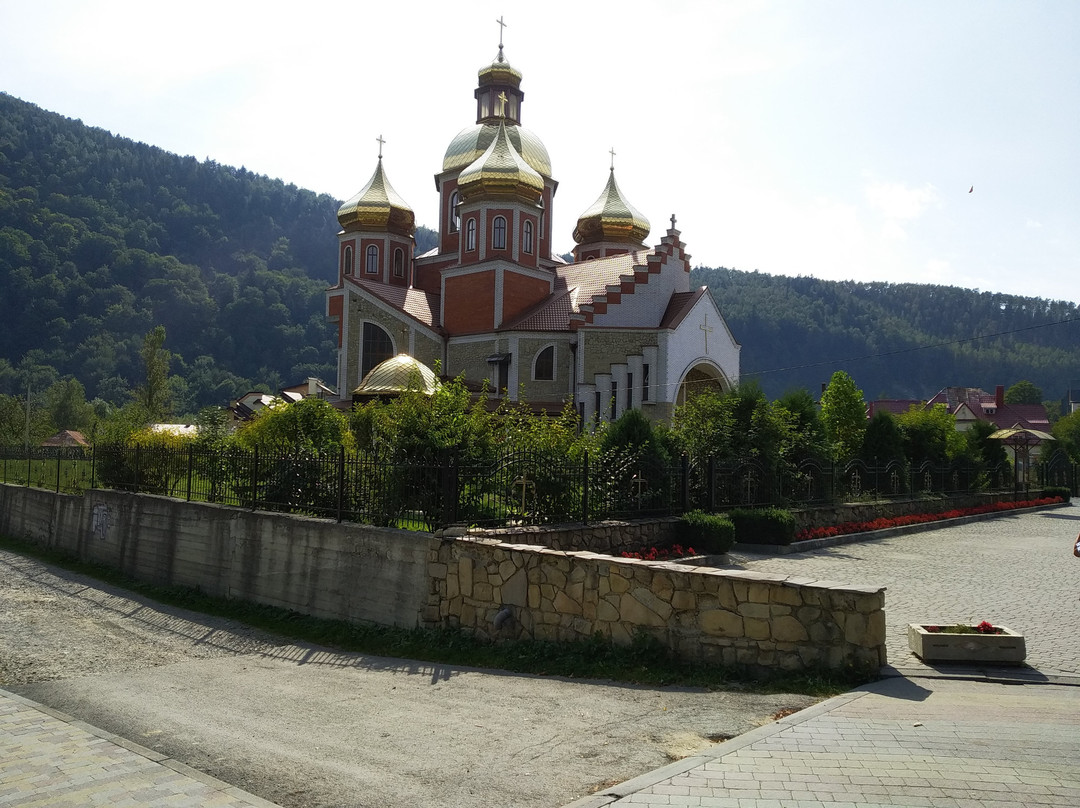 Nativity of St. John the Baptist-Yaremche必去景点