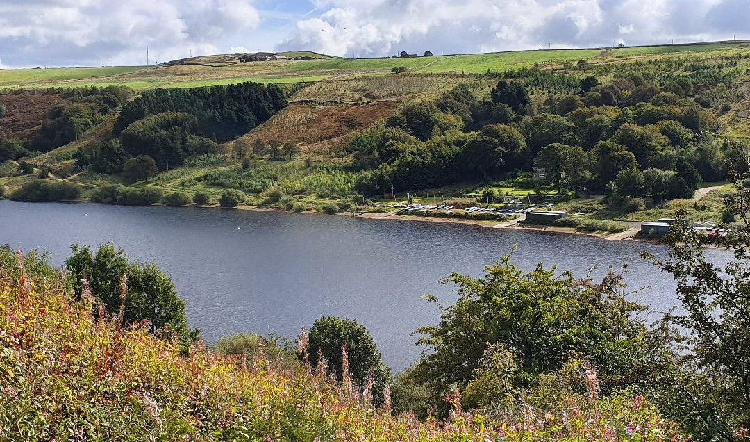 Scammonden Reservoir景点图片