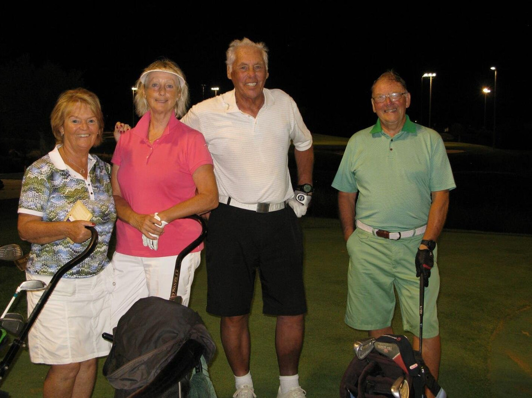 Floodlit Par 3 Golf Competition & BBQ Dinner景点图片