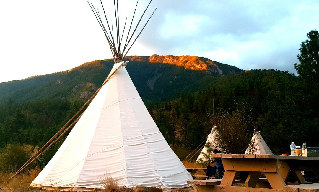 Kumsheen Rafting Resort - Day Trips-Lytton必去景点