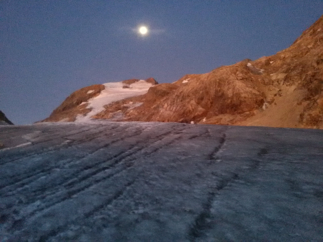 Refuge de l'Etendard主图