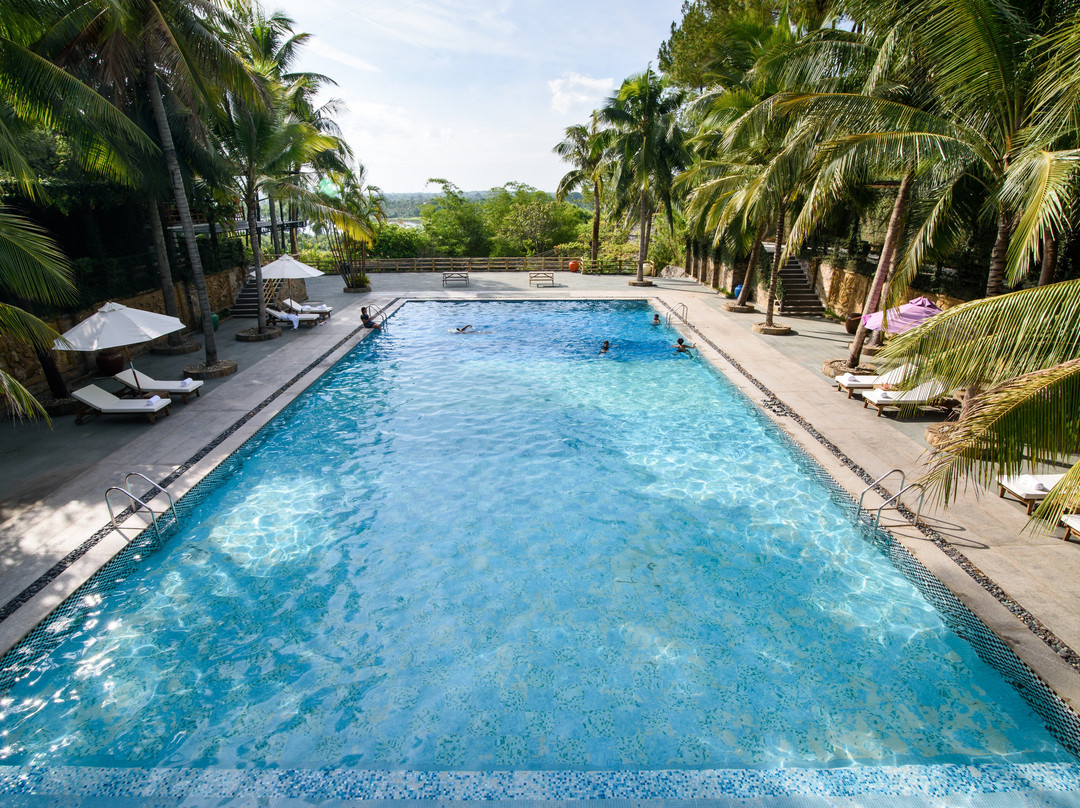 Sankofa Village Hill Resort & Spa主图