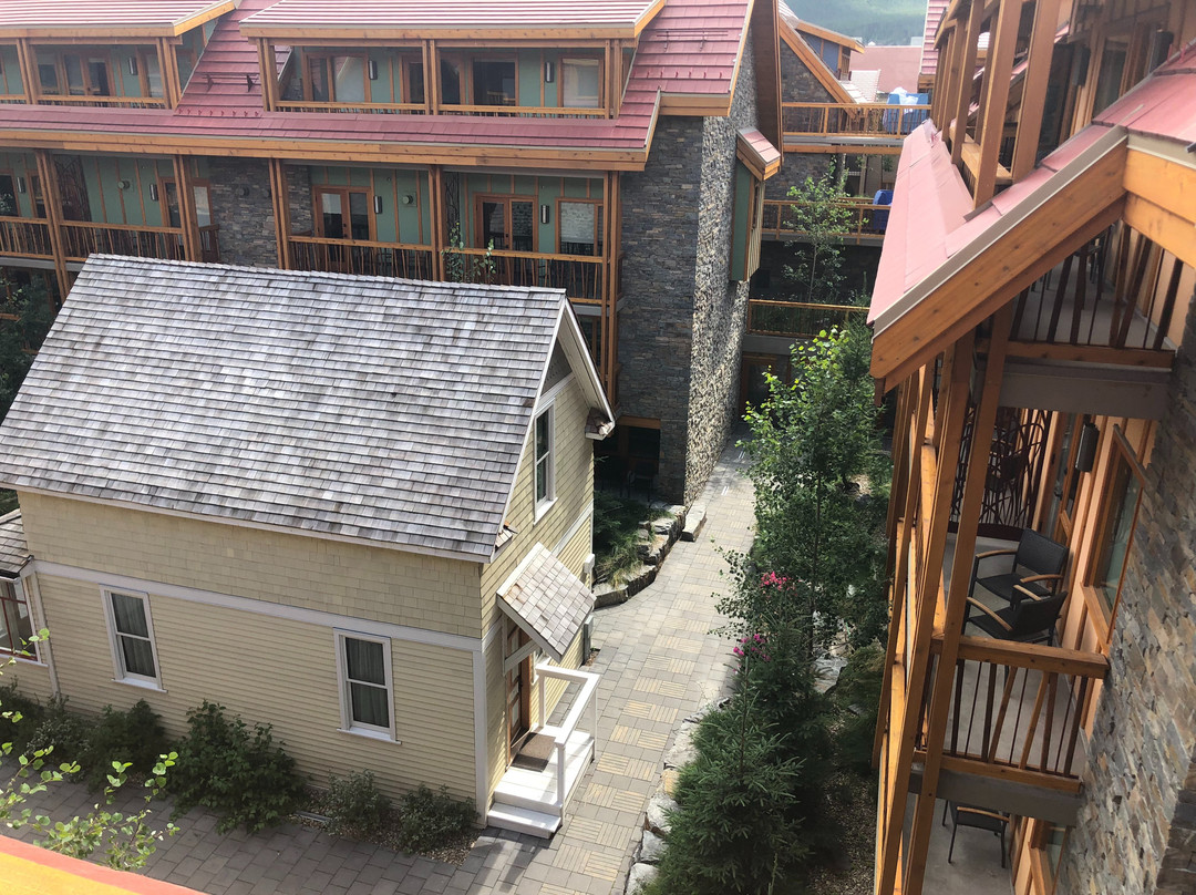 穆斯套房酒店主图