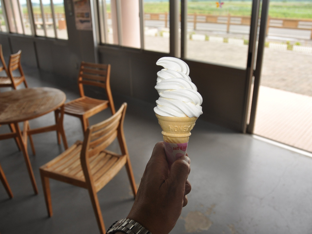 Koshimizu Primeval Garden Information Center HANA-小清水町必去景点