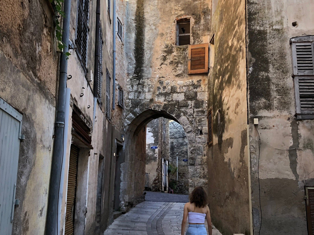 Le Belvedere-Chateaudouble必去景点