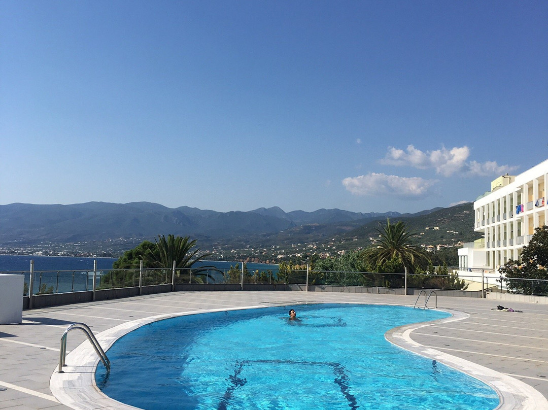 Messinian Bay Hotel主图