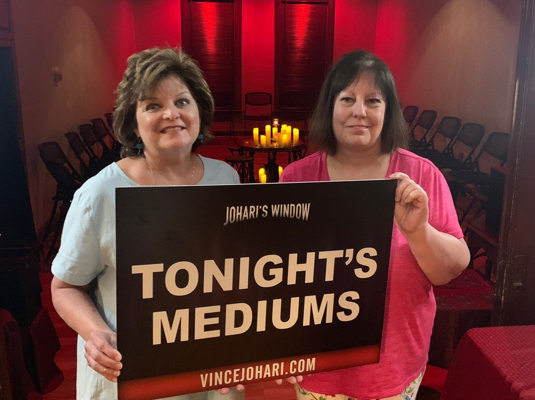 Pre-Possessed, A Theatrical Seance-尤里卡斯普林斯必去景点