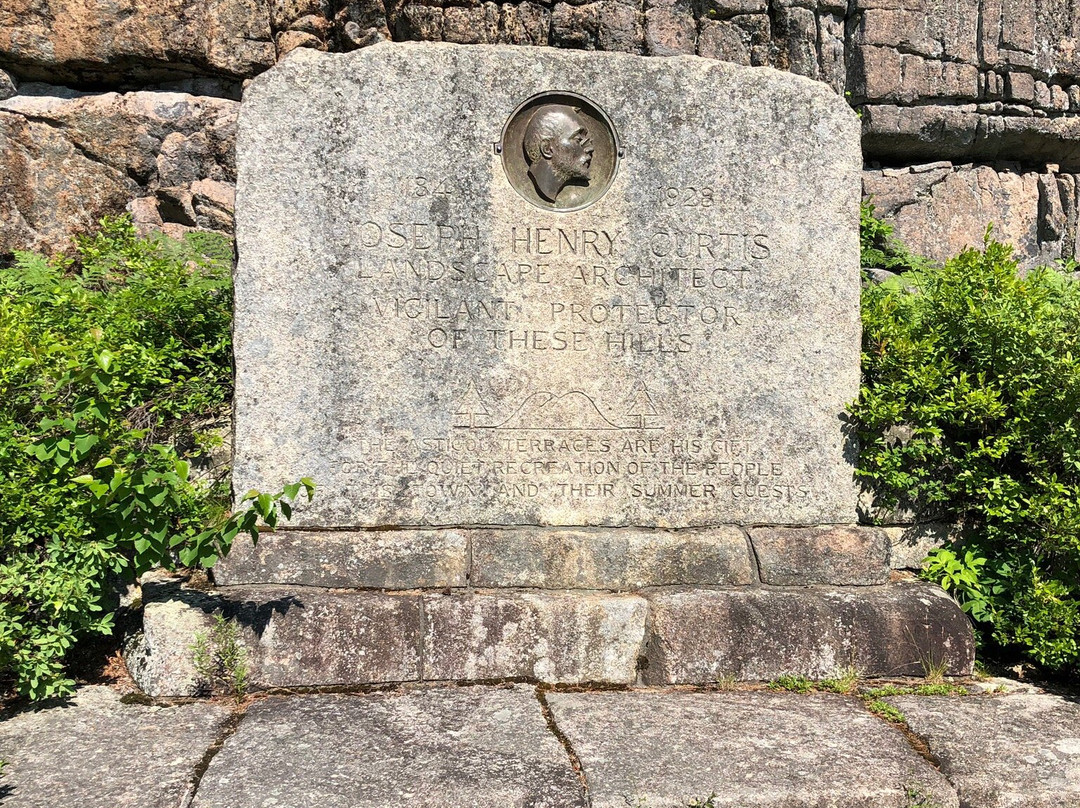 Harbourside Inn主图