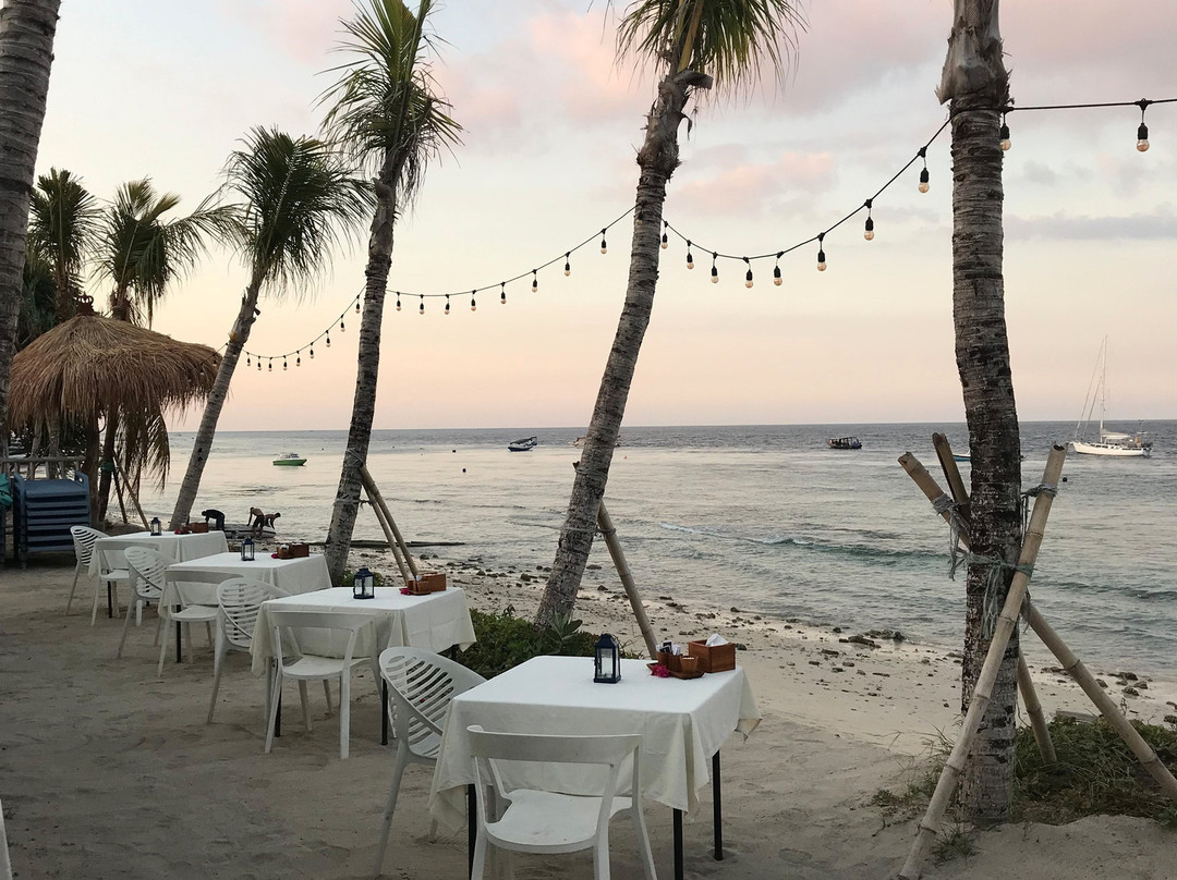 日出度假村主图