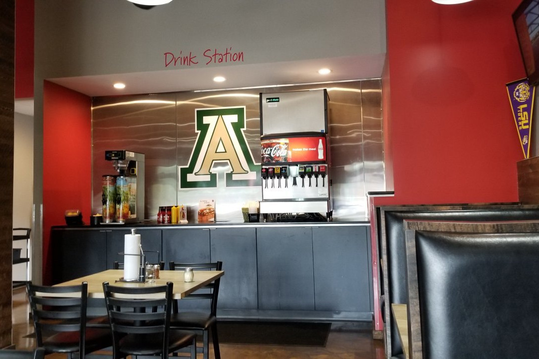 Adairsville餐馆和美食-Milania's NY Pizza