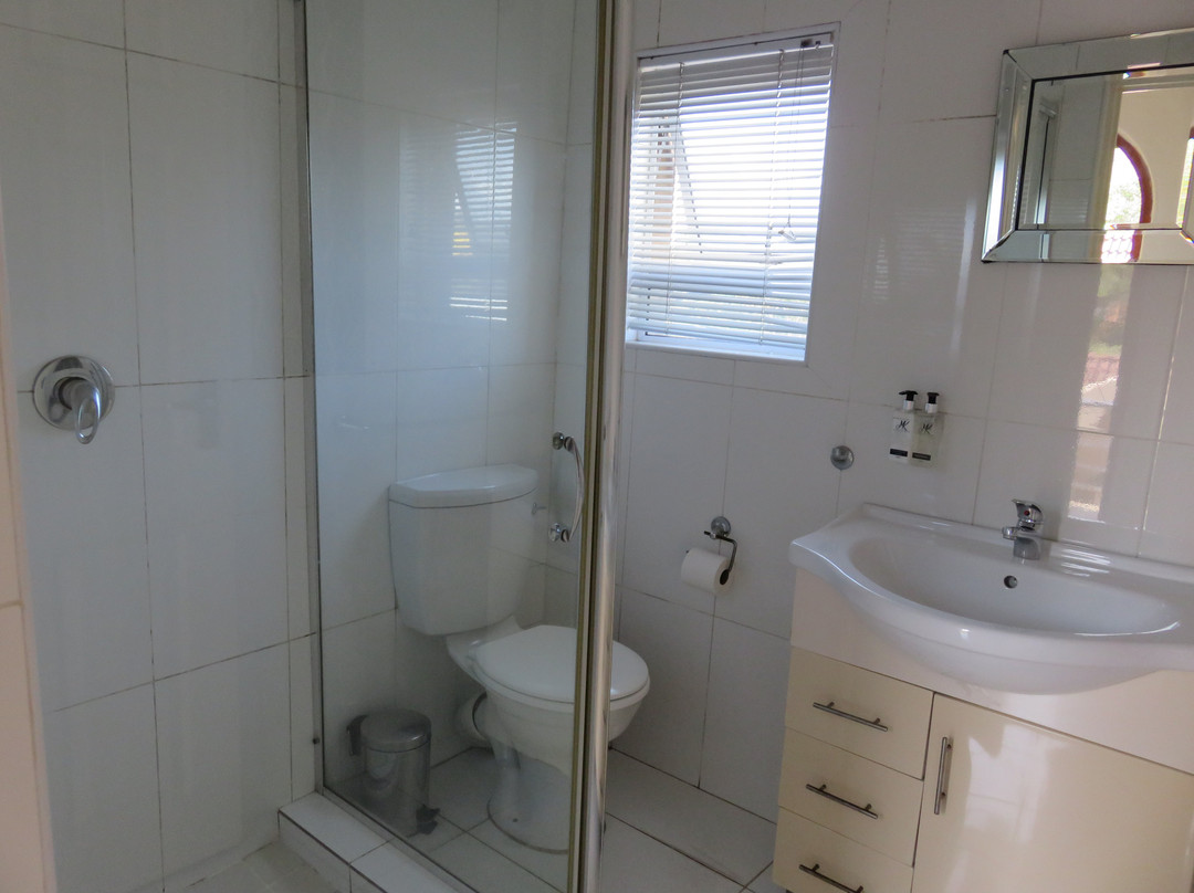 Umhlanga Guest House主图