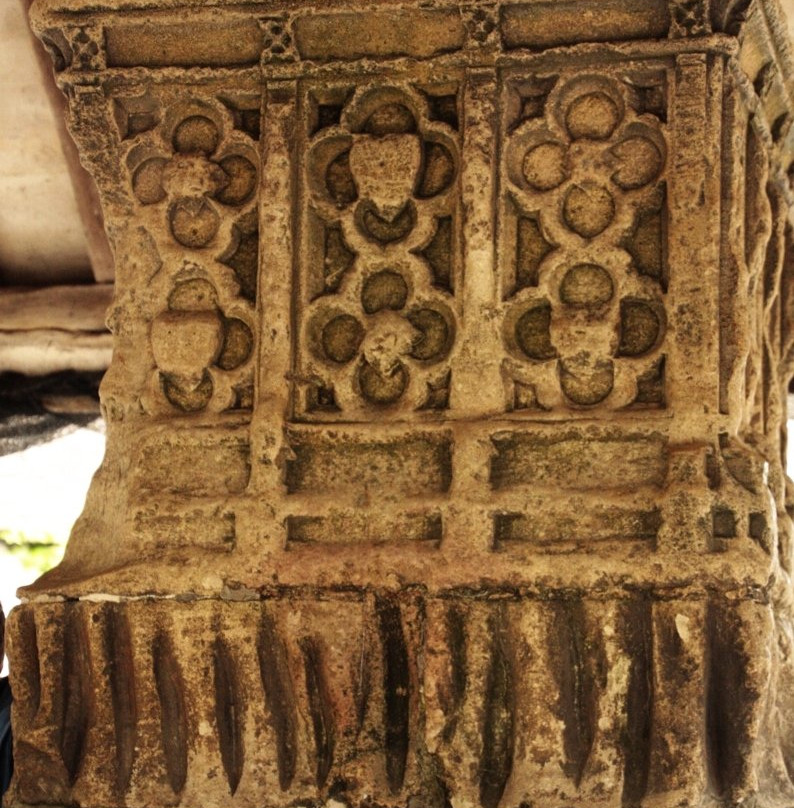 The Market Cross-库姆堡必去景点