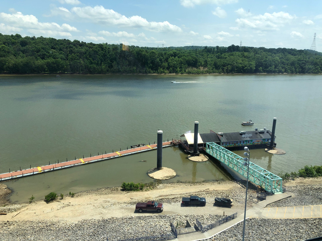 Doubletree By Hilton Lawrenceburg主图