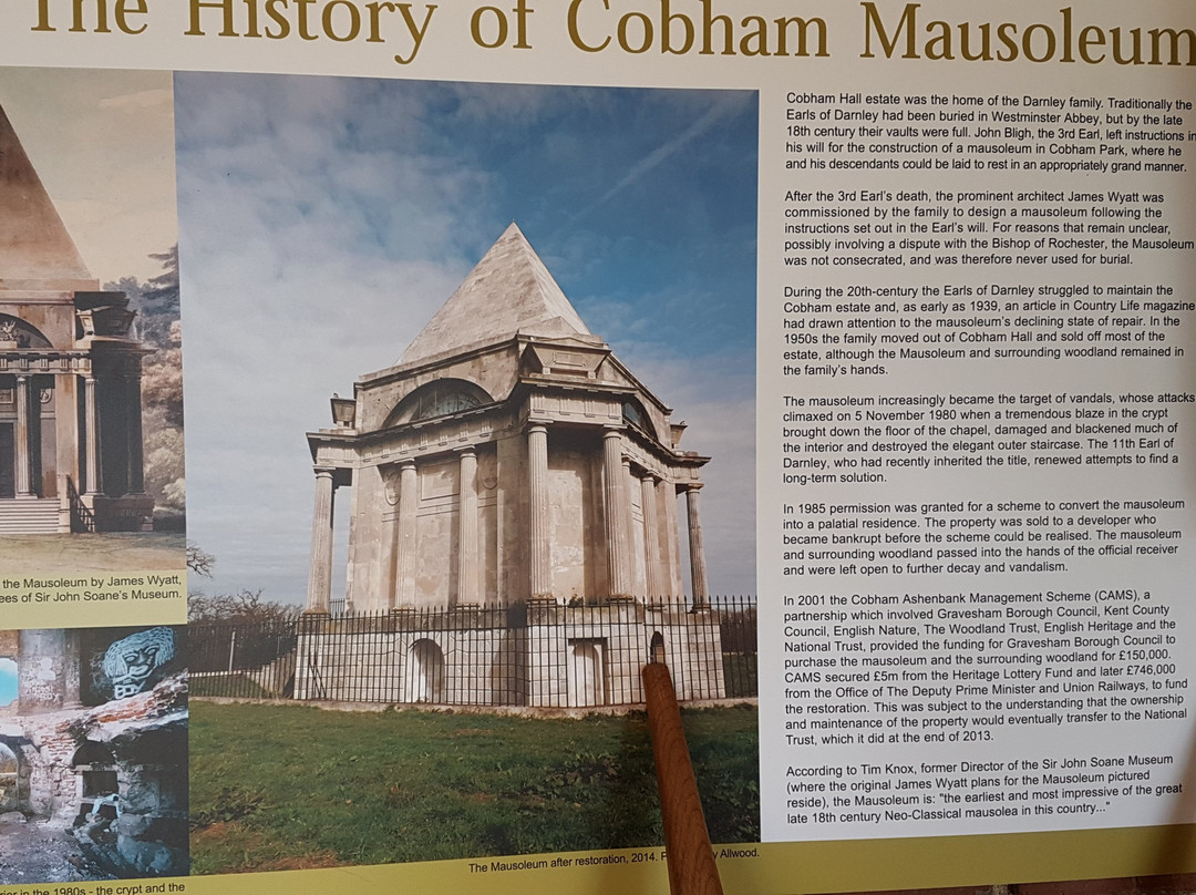 Cobham Wood And Mausoleum景点图片
