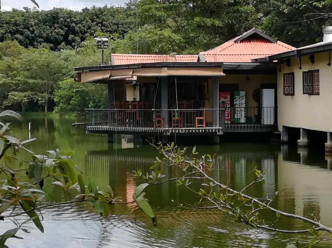 宁静湖精品酒店主图