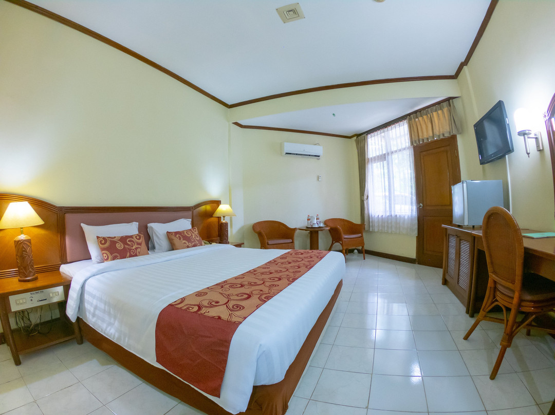 Surya Transera Beach Hotel主图