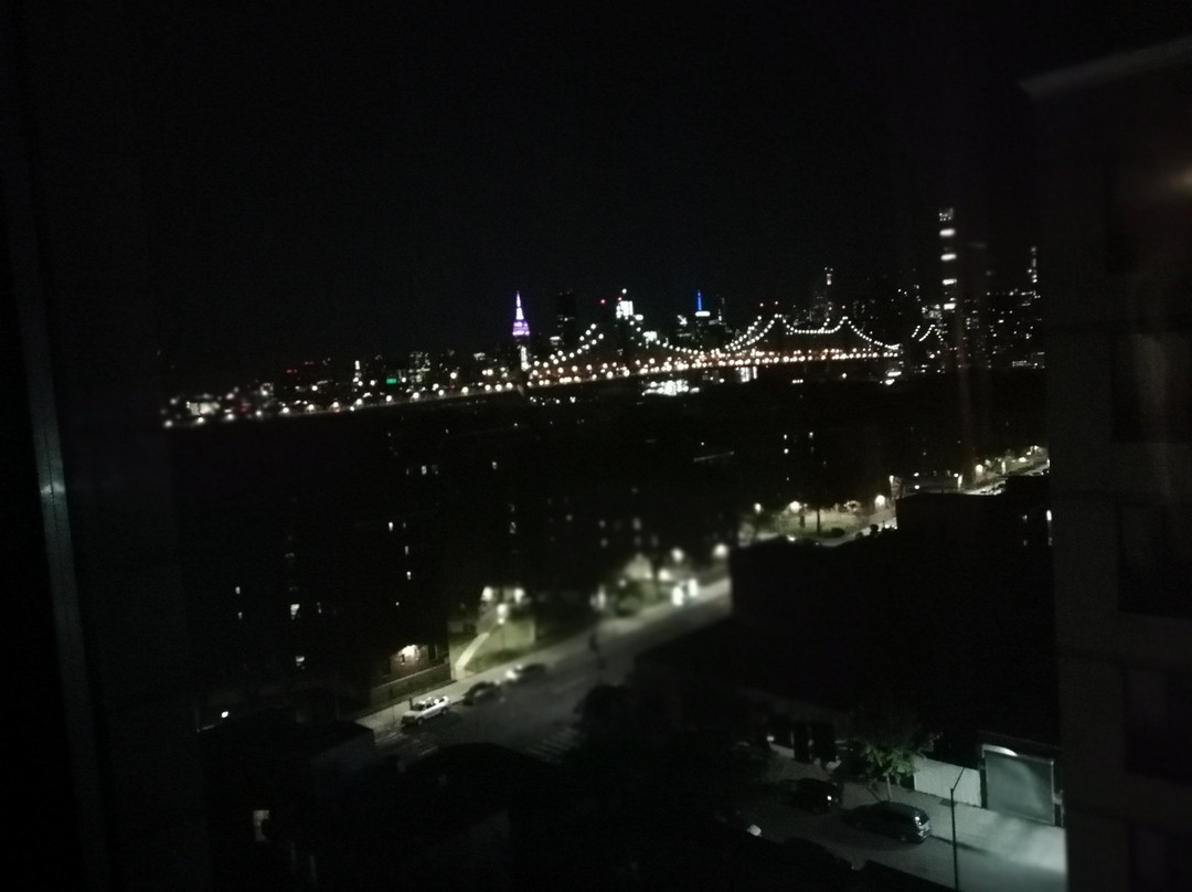 贝斯特韦斯特广场酒店主图