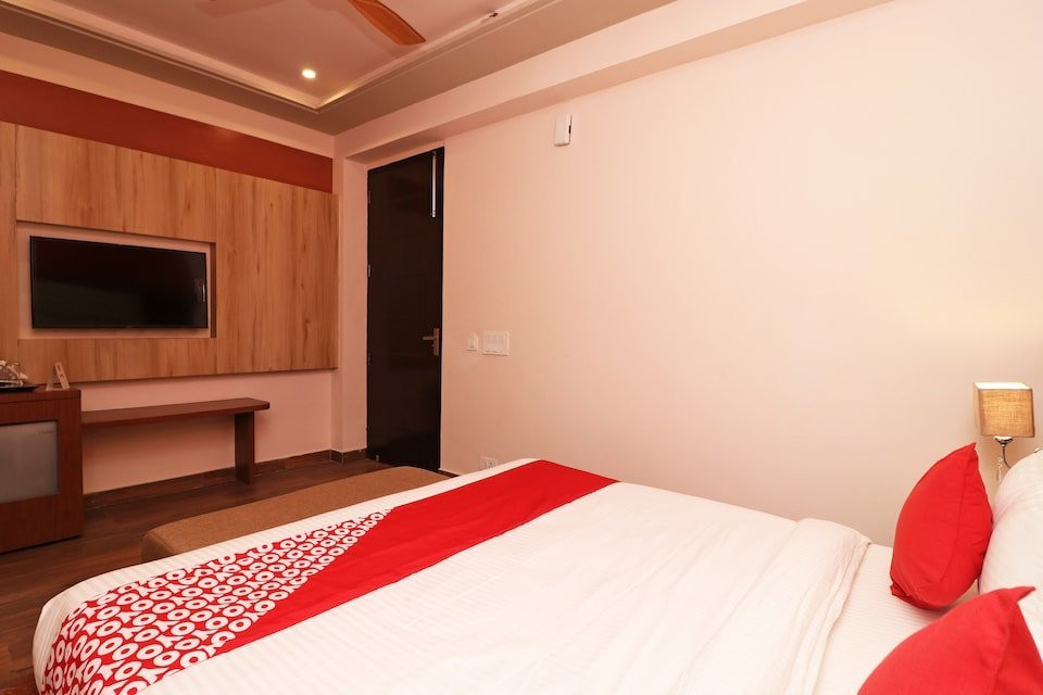 Super Townhouse Oak Pacify Hills主图