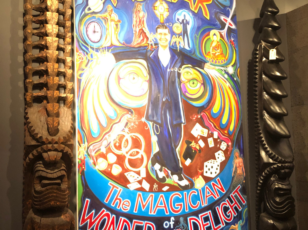 Kozy's Tiki Palace-Hawaiian Gardens必去景点