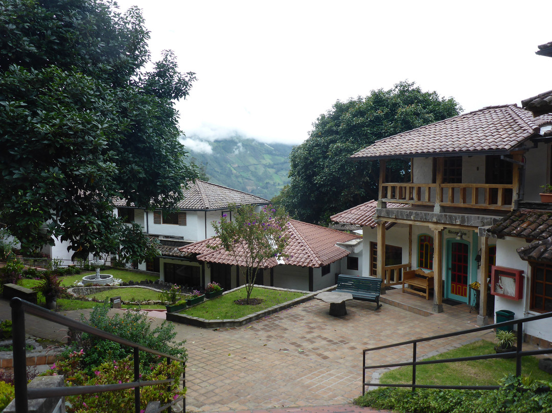 露娜火山探险水疗中心主图