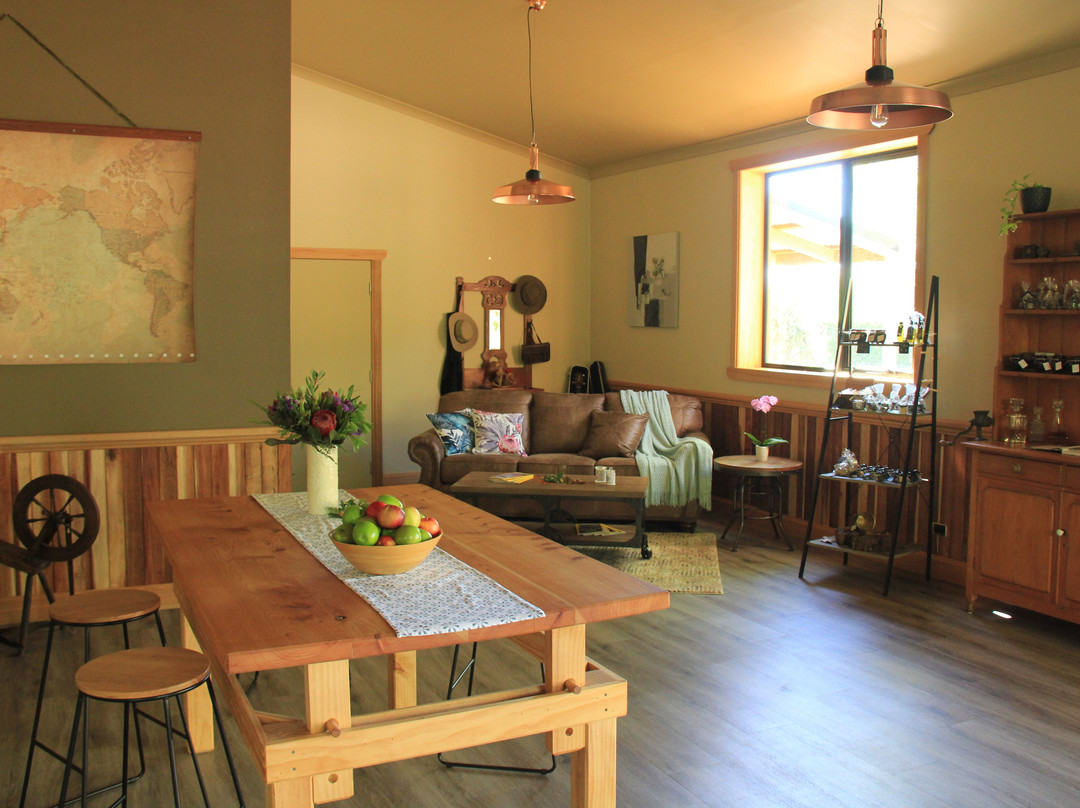 Barrington旅游景点-The Truffledore