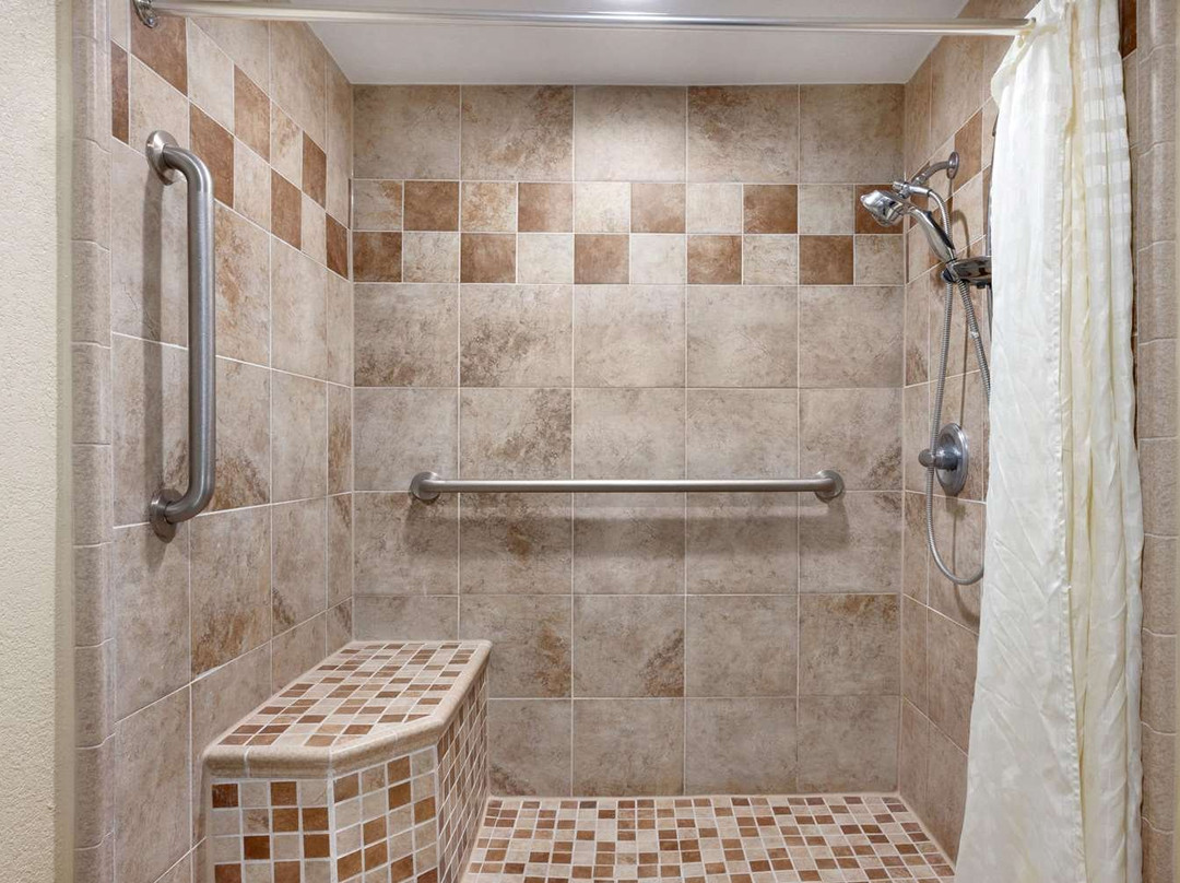 Super 8 by Wyndham Ruston主图